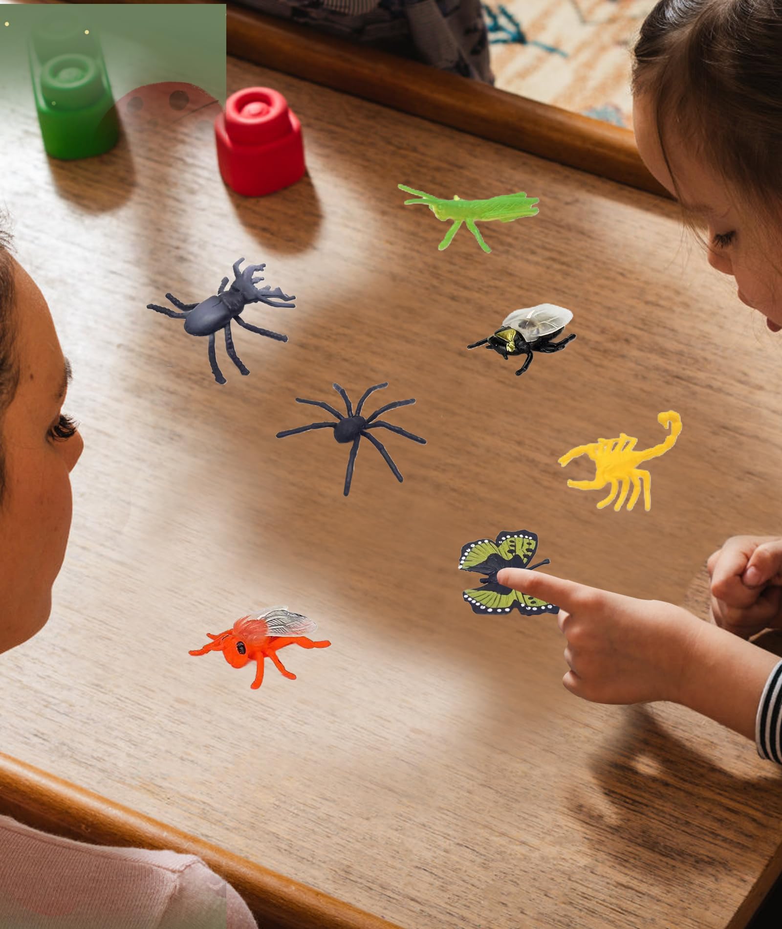 GODSDWARES 24 Pcs Insects Animal, Fake Bugs, Insects for Education and Christmas Party Favors 1