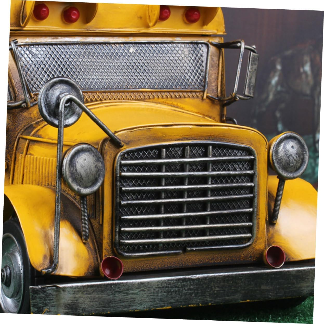 Vaguelly Creative Iron Vintage Car Model Antique Car Artware for Home Office Decoration Small Detailed Iron Craftsmanship Retro Vehicle Model Collectible
