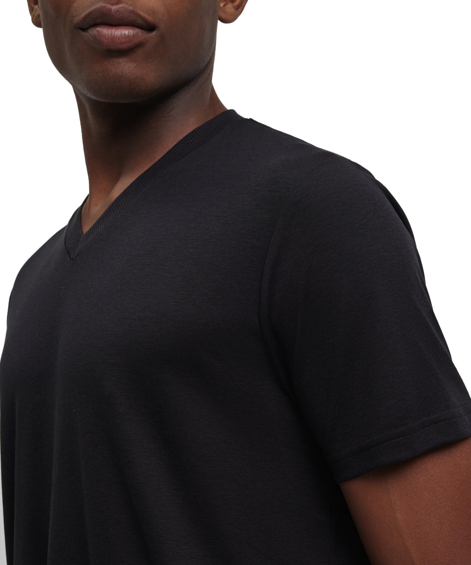 FALKE Basic Soft Lyocell/Cotton V-Neck tee M S/S SH Lyocell Algodón Suave Manga Corta Cómoda Ligera Camiseta Hombre (Pack de 1)
