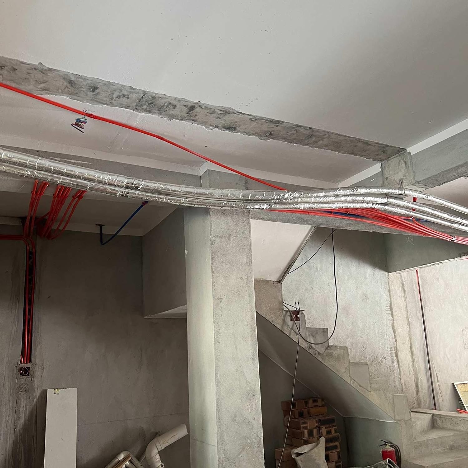 95cm Length Insulation Lagging Wrap Rubber Tubular Pipe Insulation Thickness 30mm Self-Sealing Insulated Pipe for Air Conditioner Thermal Plumbing Tubes, Silver