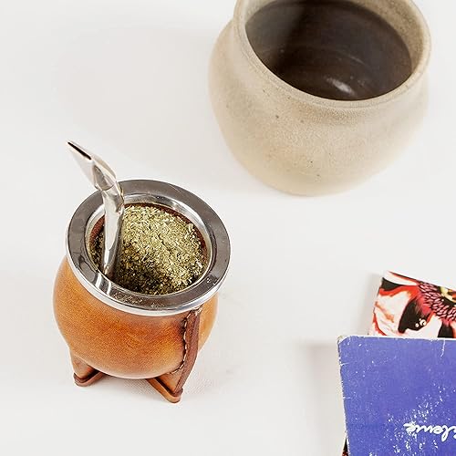 Miniatura 4 de Taza de yerba mate prémium (calabaza mate)  Taza de té de cerámica hecha a mano  Cuero marrón envuelto hecho a mano en Uruguay  Mate Camionero