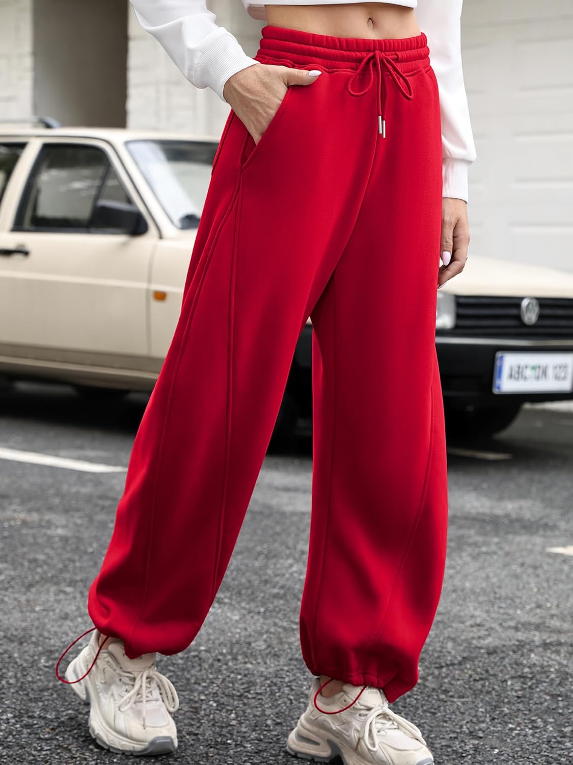 ELLEVEN Women's Fleece-Lined Barrel Leg Sweatpants Pants Casual with Adjustable Ankle Drawstring & Pockets - Image 6