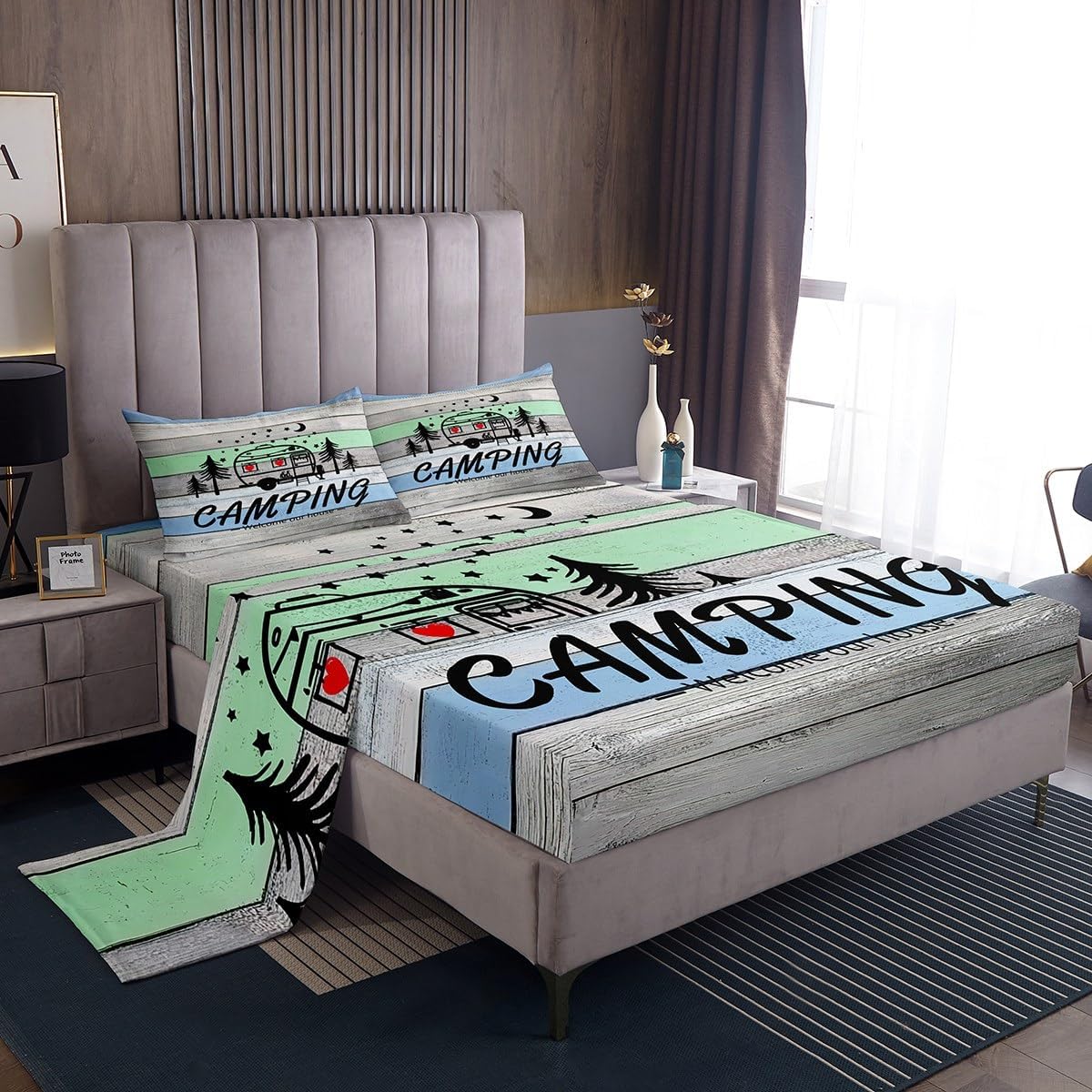 Hunting Bear Bed Sheets Set Queen Size, Happy Camping Bedding Set, Camper Theme Sheets, Pine Tree Woodland Sheet Set, Wild Animals Flat Fitted Sheet Bedroom Decor, 4Pcs With 2 Pillowcases Black