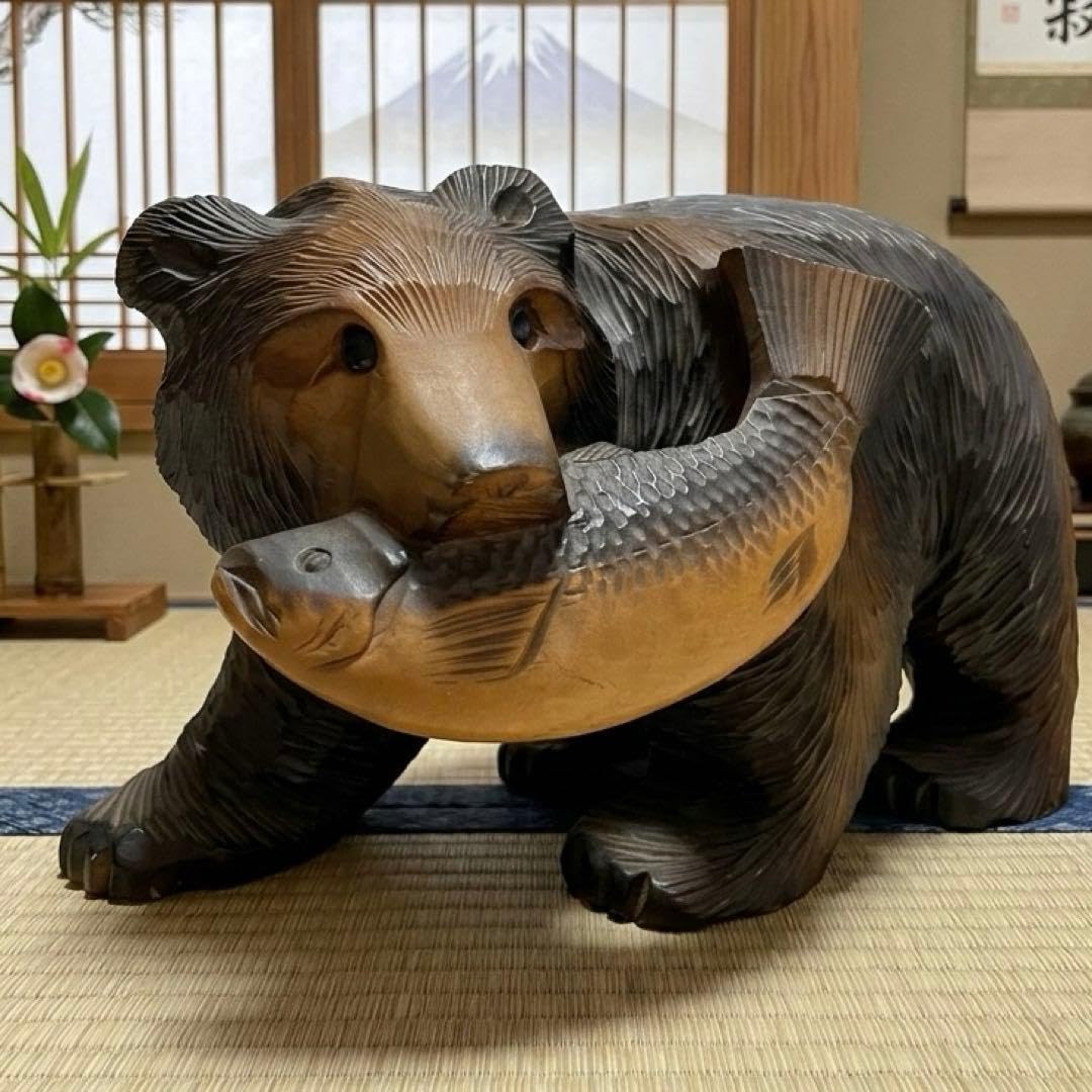 Amazon.co.jp: の毛彫り北海道 木彫りの熊 鮭喰い 伝統工芸 レトロ