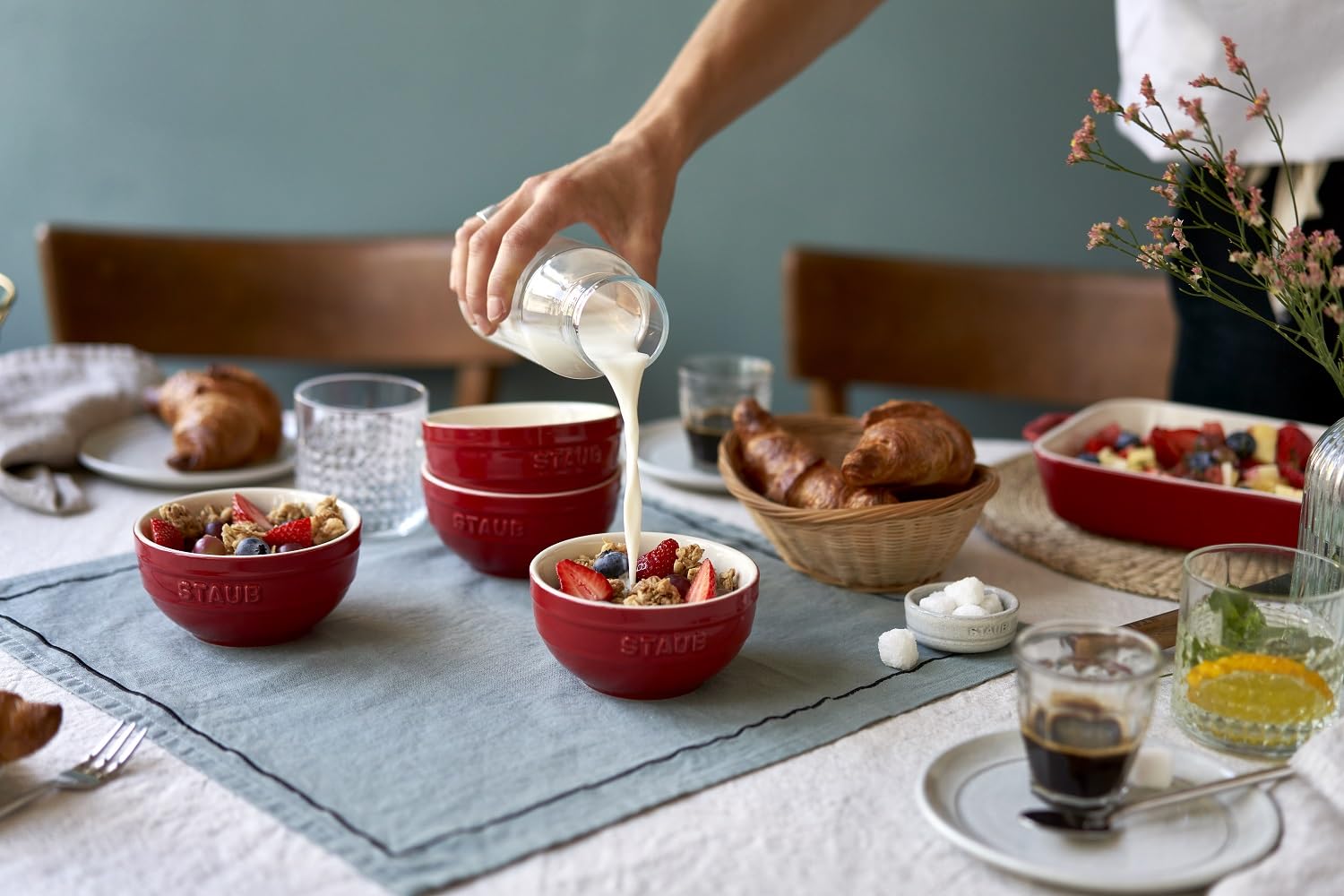 ZWILLING Fresh & Save BOWLS - Juego de iniciación al vacío (11 piezas, vidrio/cerámica, S-12 cm, M-18 cm, L-24 cm), bomba