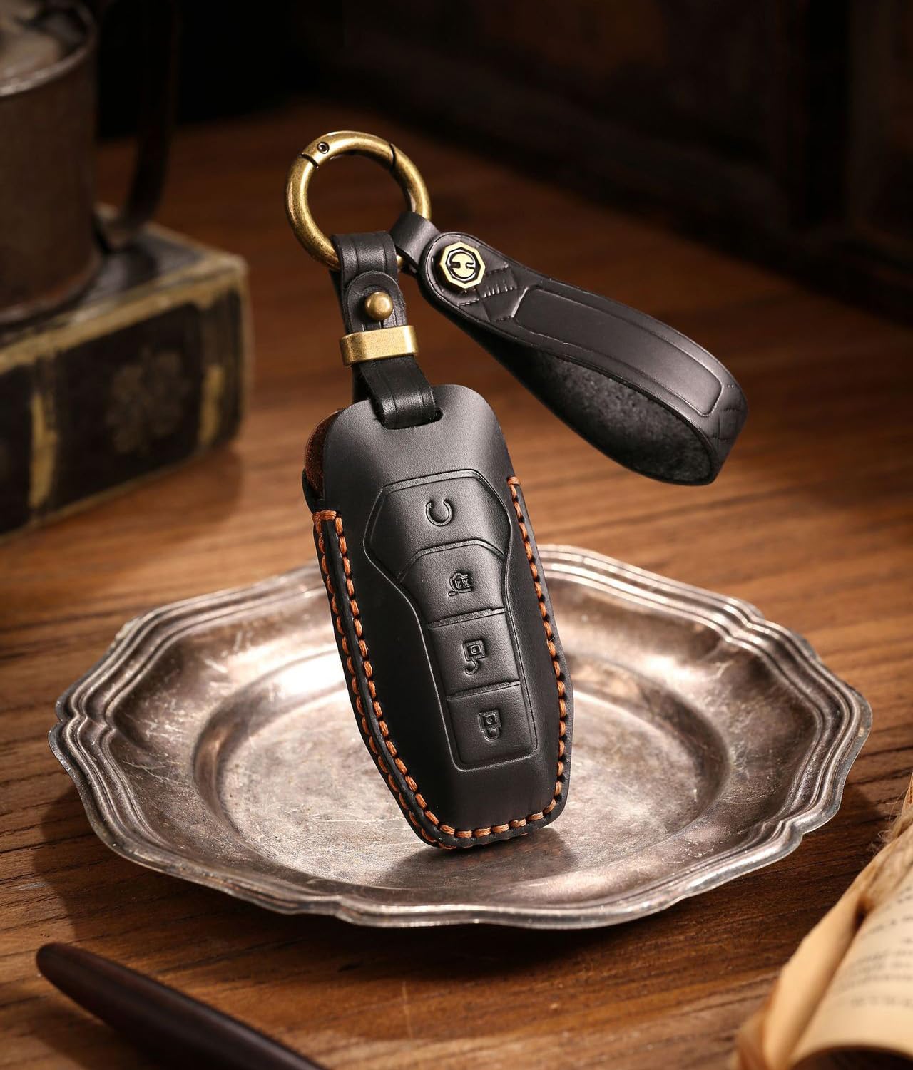 KUNIO Etui na kluczyki samochodowe pasuje do BYD Seal U DM-i Seal Song Plus EV Tang Atto 2 Atto 3 Dolphin Han Denza D9, etui na klucze, 4 przyciski, breloczek do kluczy, skóra PU, brązowe