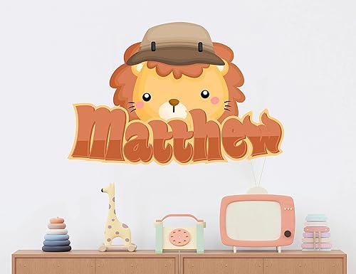 Calcomanía de pared de león Safari con nombre personalizado, arte de pared de animales de safari para bebés, calcomanía de pared de león linda, arte