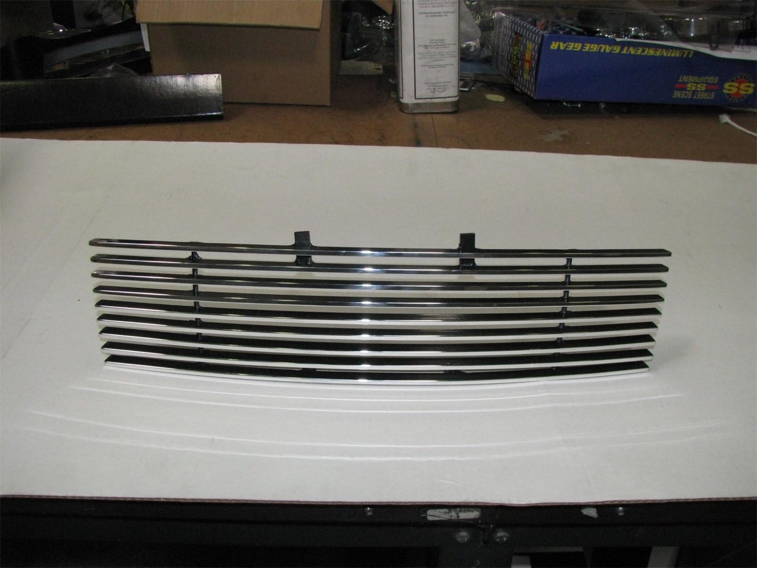 Street Scene 950-80779 Speed Grille Bumper/Valance Grille Insert