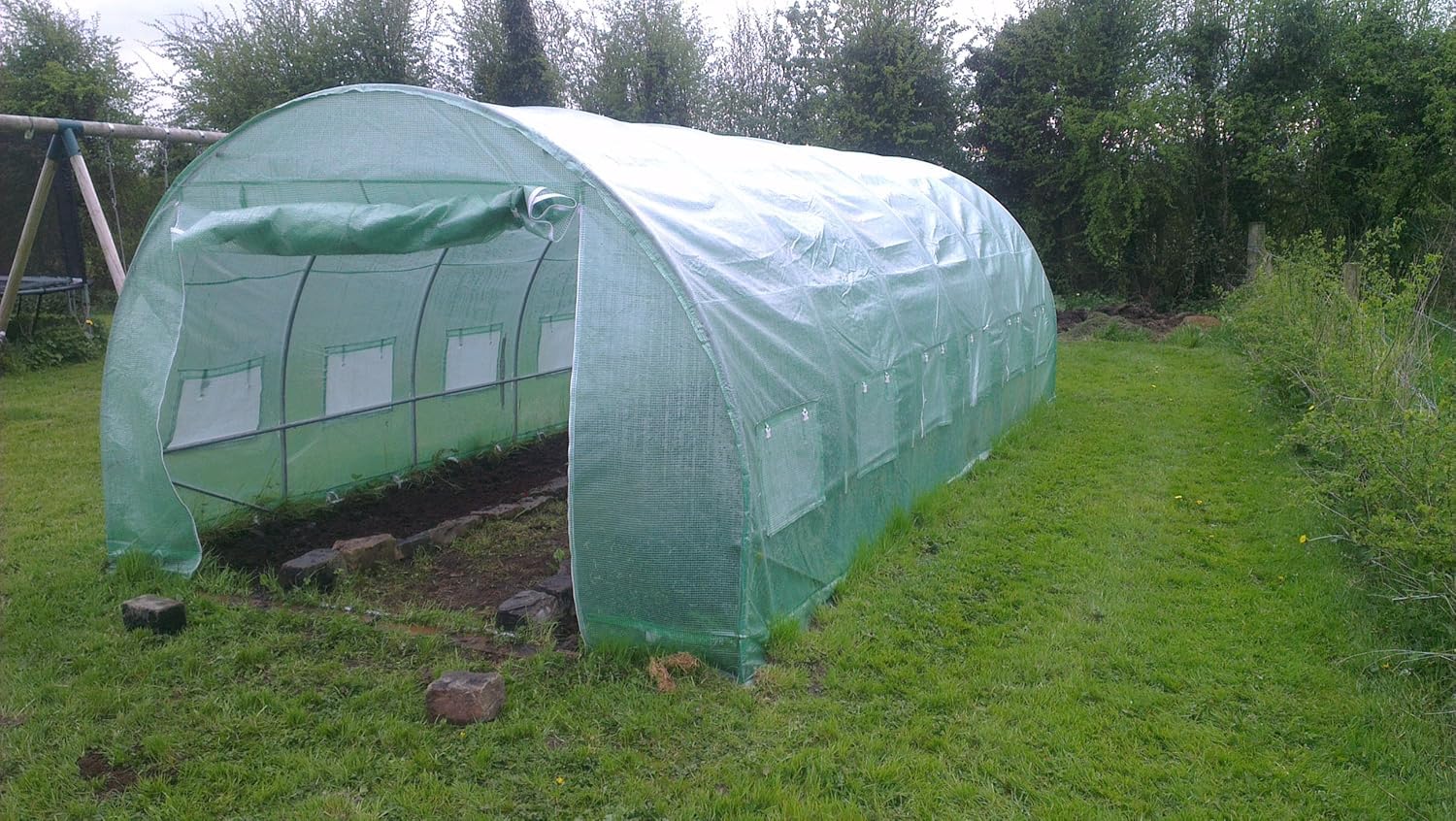 bgsl 6m x 3m Professional Polytunnel Greenhouse for Garden - Large Walk-In Tunnel with Free Anchor Kit & Hotspot Tape - Durable Steel Frame, Plant Protection for All Seasons