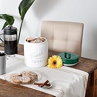 Vista 4 de Colección de accesorios de cocina DII Cerámicas, tarro para galletas, verde oscuro