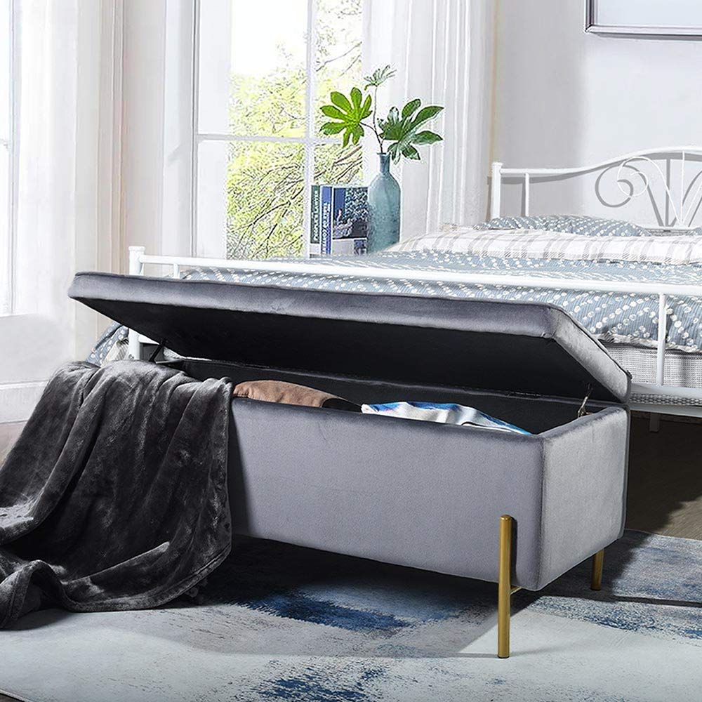 BAKAJI Baúl de Almacenamiento con reposapiés para Dormitorio, Banco de Madera, Revestimiento de Tela de Terciopelo, Asiento abatible Acolchado, Patas Doradas (Gris)