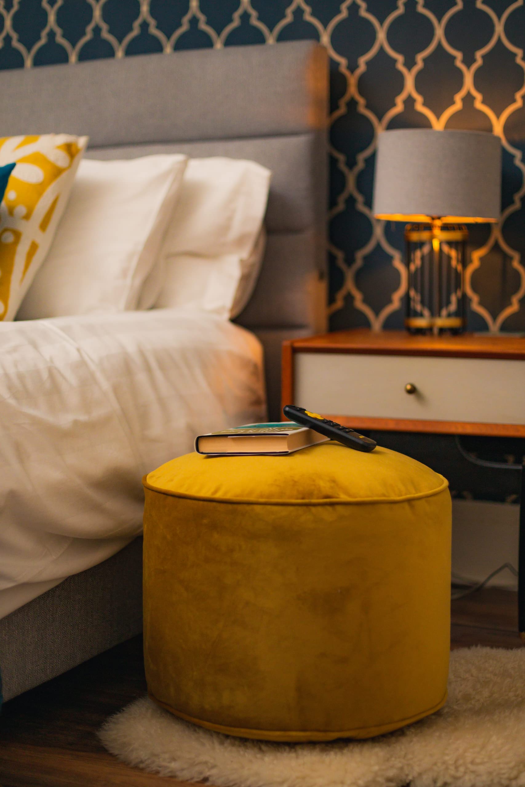 Loft 25 Pouf a Rotondo in Velluto | Pouf Poggiapiedi Imbottito per Soggiorno e Interni | Pouf a Sacco per la Casa | Design Ergonomico per Sostegno del Corpo | Resistente e Confortevole (Tumeric)
