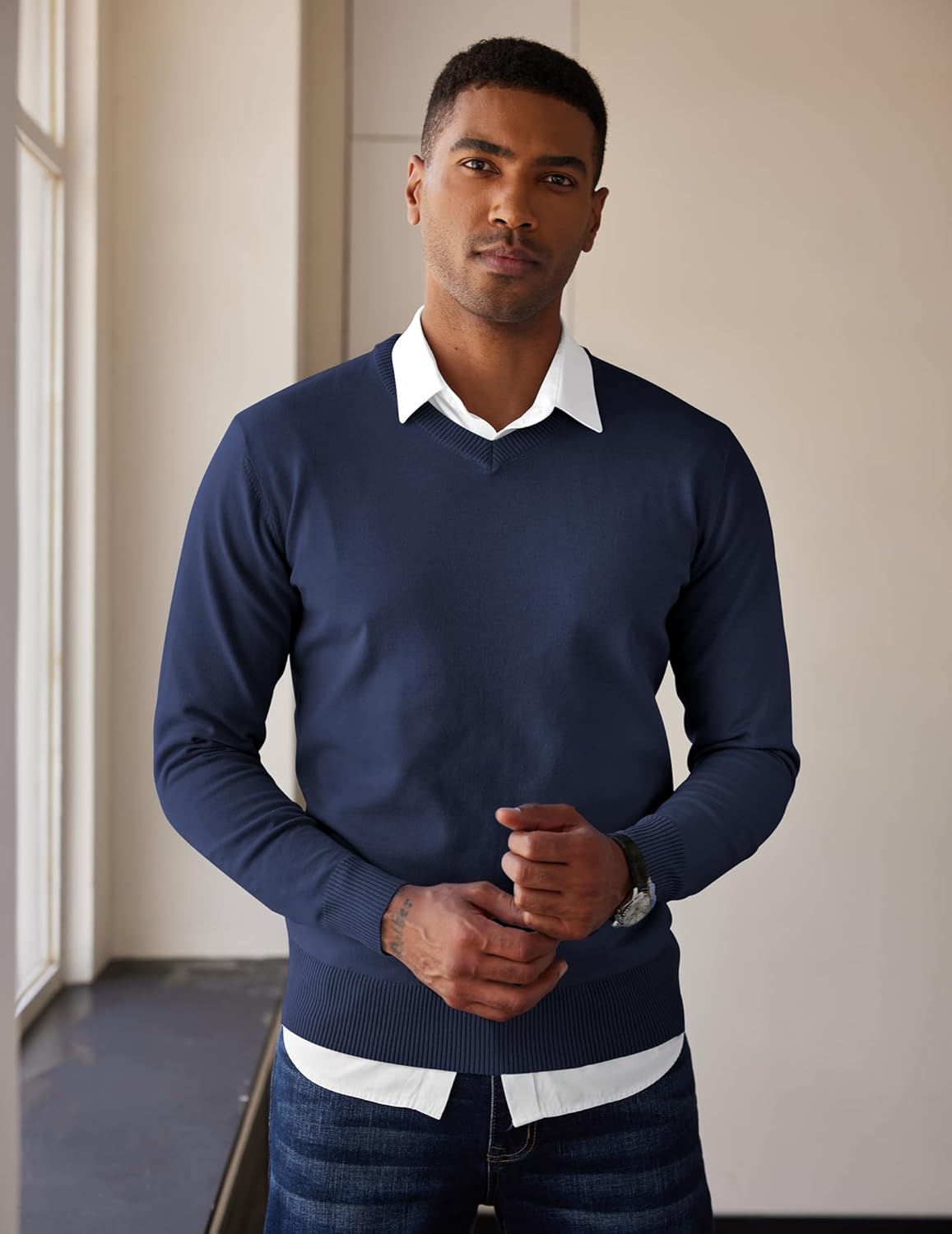COOFANDY Men's V Neck Sweater Lightweight Knitted Pullover Sweaters - Image 4