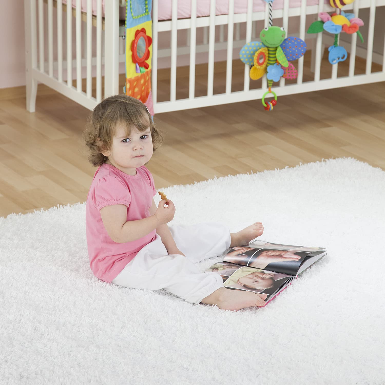 Area Rugs for Bedroom Living Room, 8ft x 10ft White Fluffy Carpet for Teens Room, Shaggy Throw Rug Clearance for Nursery Room, Fuzzy Plush Rug for Dorm