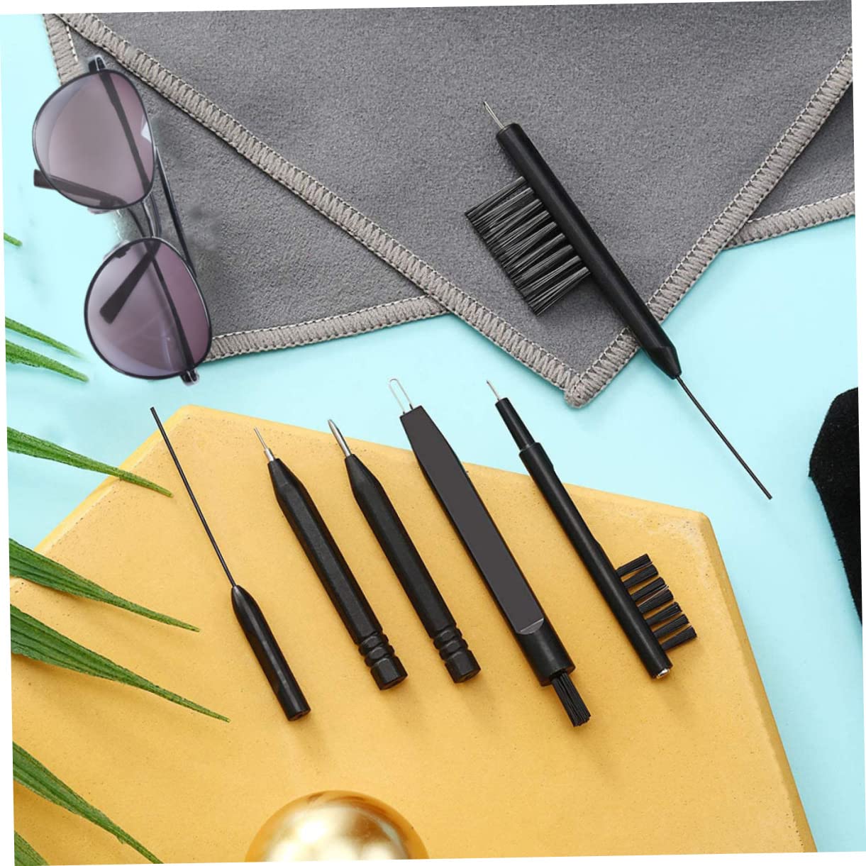 SEWOART 36 Pcs Hearing Accessories Coil Cleaner Hearing Amplifier Cleaning Tools Headphones Earbuds Earpiece Earmold Vent Cleaner Humidors Hearing Amplifier Cleaner Black Plastic