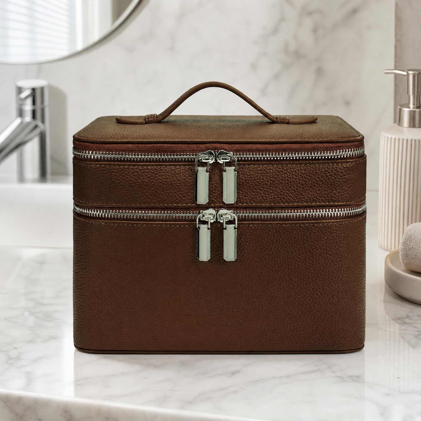TISHITA Bolsa Cosméticos Portátil | PU grabado, Estuche Maquillaje Rectangular, Bolsa Maquillaje con Doble Capa, para Viajes, Baño, Viajeros, Marrón Oscuro
