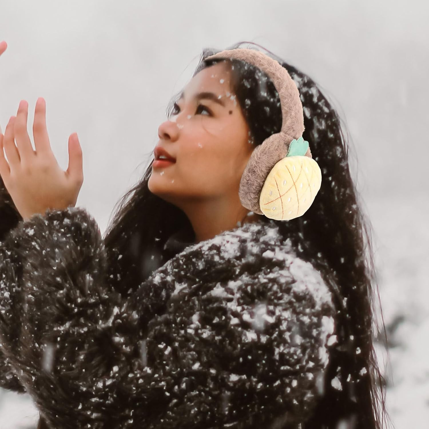 Women’s Warm Ear Muffs Plush Earmuffs with Pineapple Embroidery Cute Winter Ear Cover for Outdoor Use