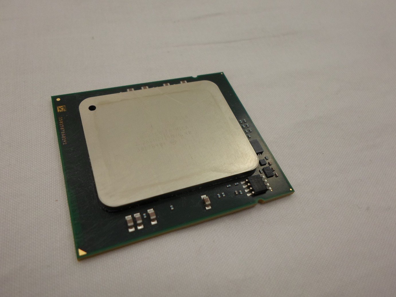 初期保証Xeon E-2144G 32GB SSD512G QuadroP620 Amazon.com: Intel Xeon E-2286G processor 4 GHz 12 MB