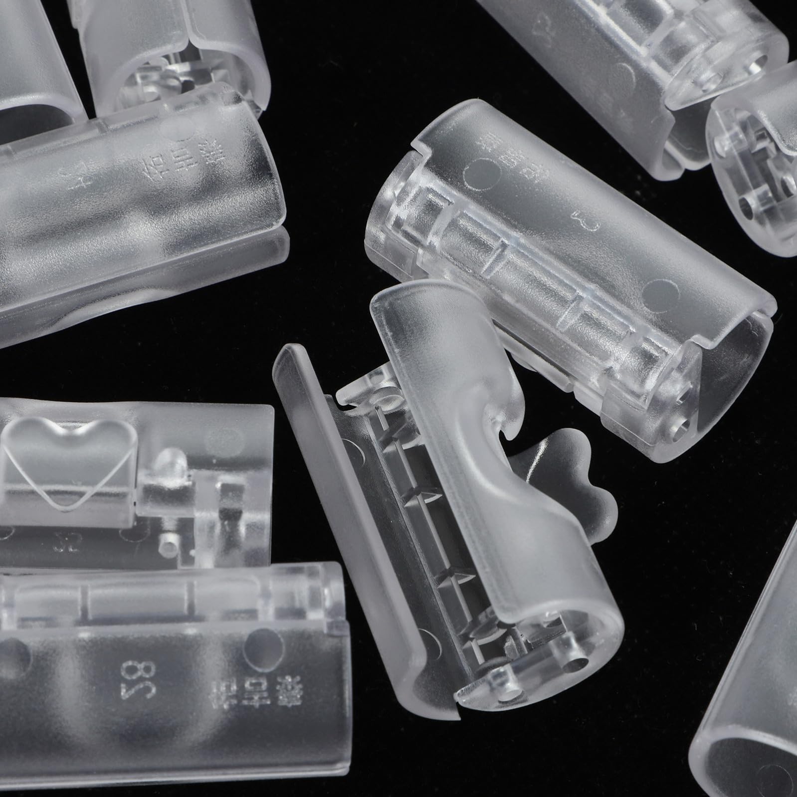 Cabilock 5 Sätze Blatthalter Feste Verschlüsse Für Hotels Bettsackfixierer Spannbettlaken Halter Spannbetttuch Halter Bettbezug Bettlaken-Clip Sofamatten-Clips Abs Transparent 20 Stück * 5