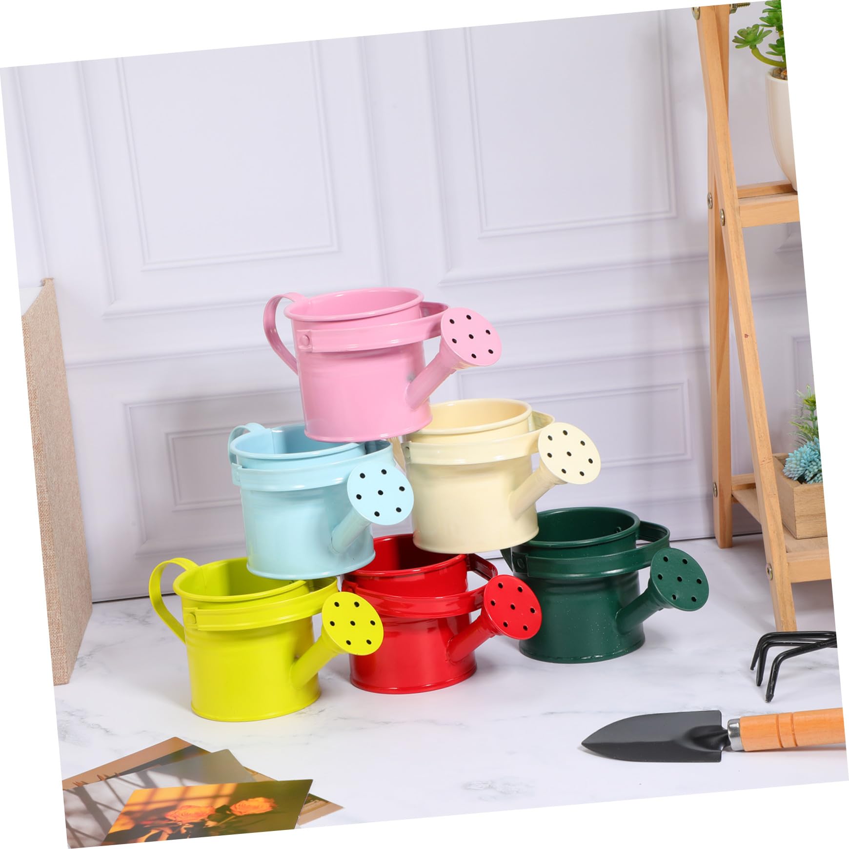 DOITOOL Lot De 6 Arrosoirs pour Jardin De Fleurs Petits Et Mignons pour Jardinage Simple Et Court pour Plantes Mini Arrosoir pour Enfants pour L'Extérieur