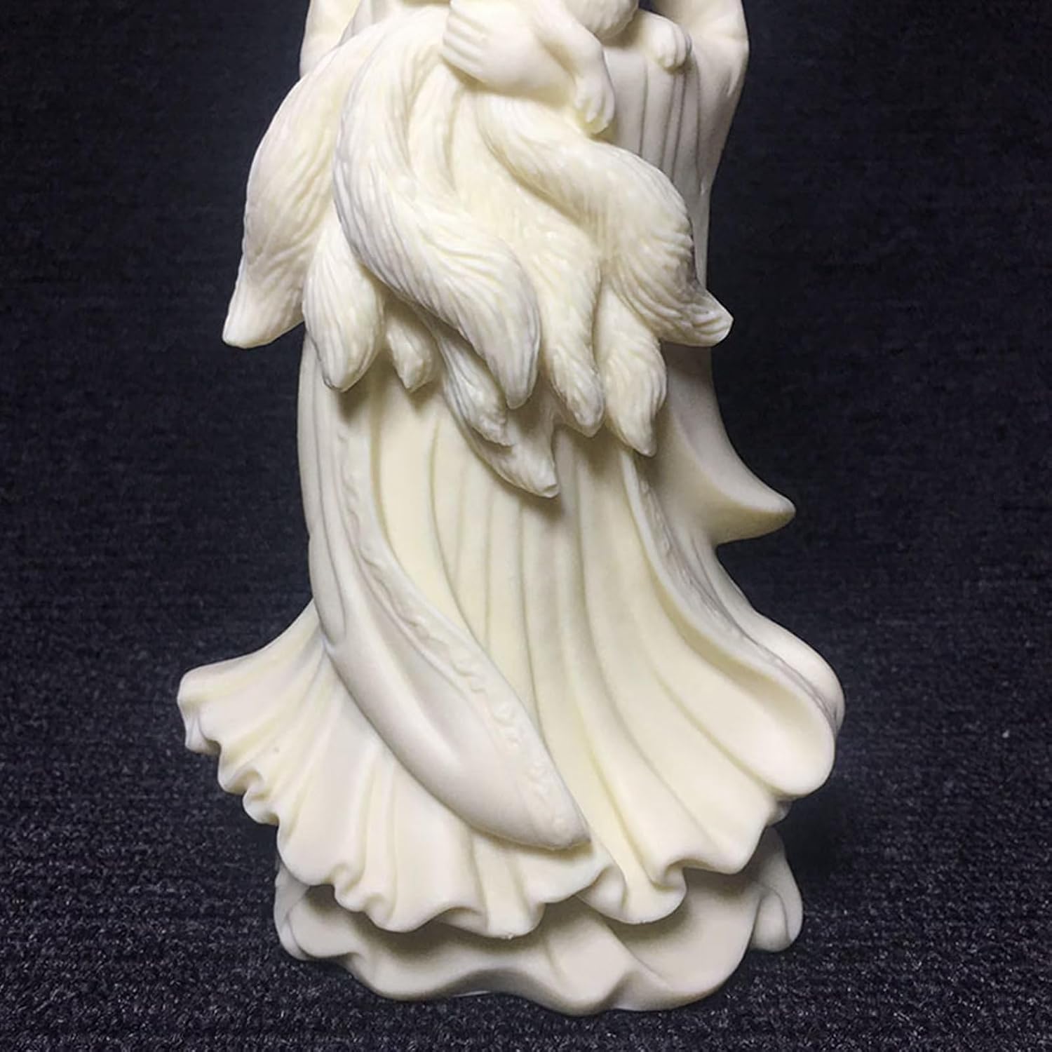 Female Buddha Statue,Chinese Lady with Nine-Tailed Fox Statue Home Office Decor,Feng Shui Animal Figurines