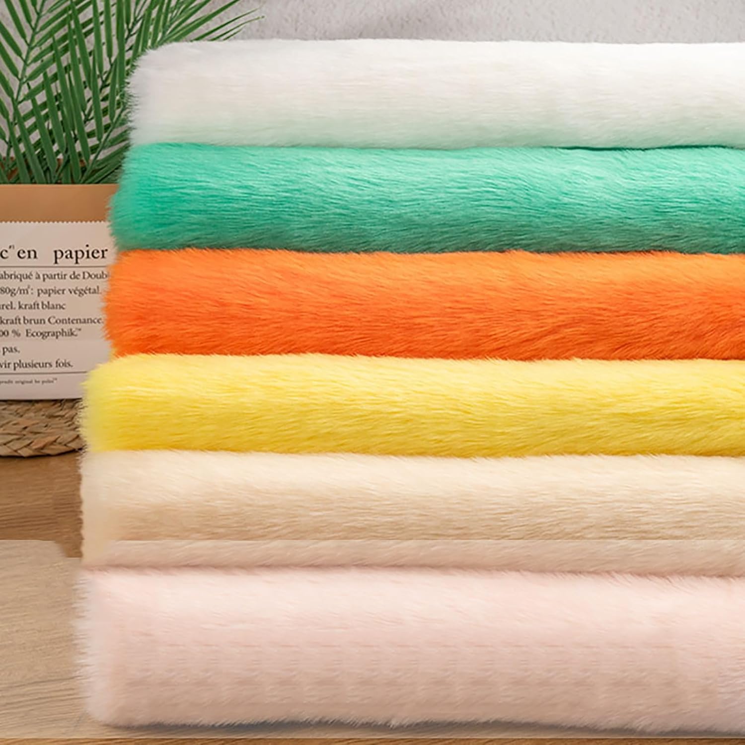 Pre-Cut Craft Faux Fur Fabric Short Pile 2cm 20cm*50cm Fluffy Furry Synthetic Fur Fabric for Gnomes Dwarf Animal Costumes Cushions Decoration(12 Green)