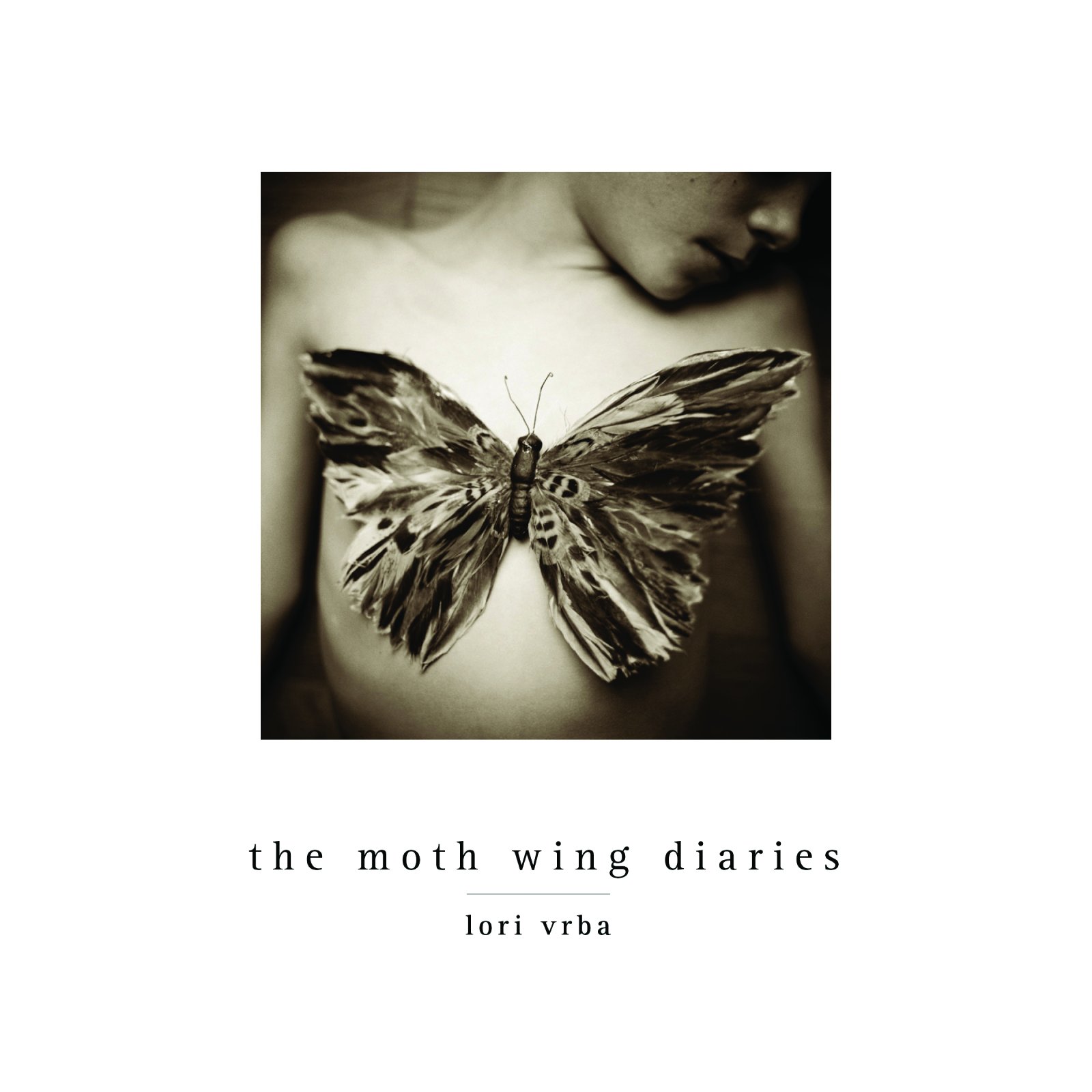 Moth Wing Diaries fini le papier qui transperce avec ce carnet de croquis
