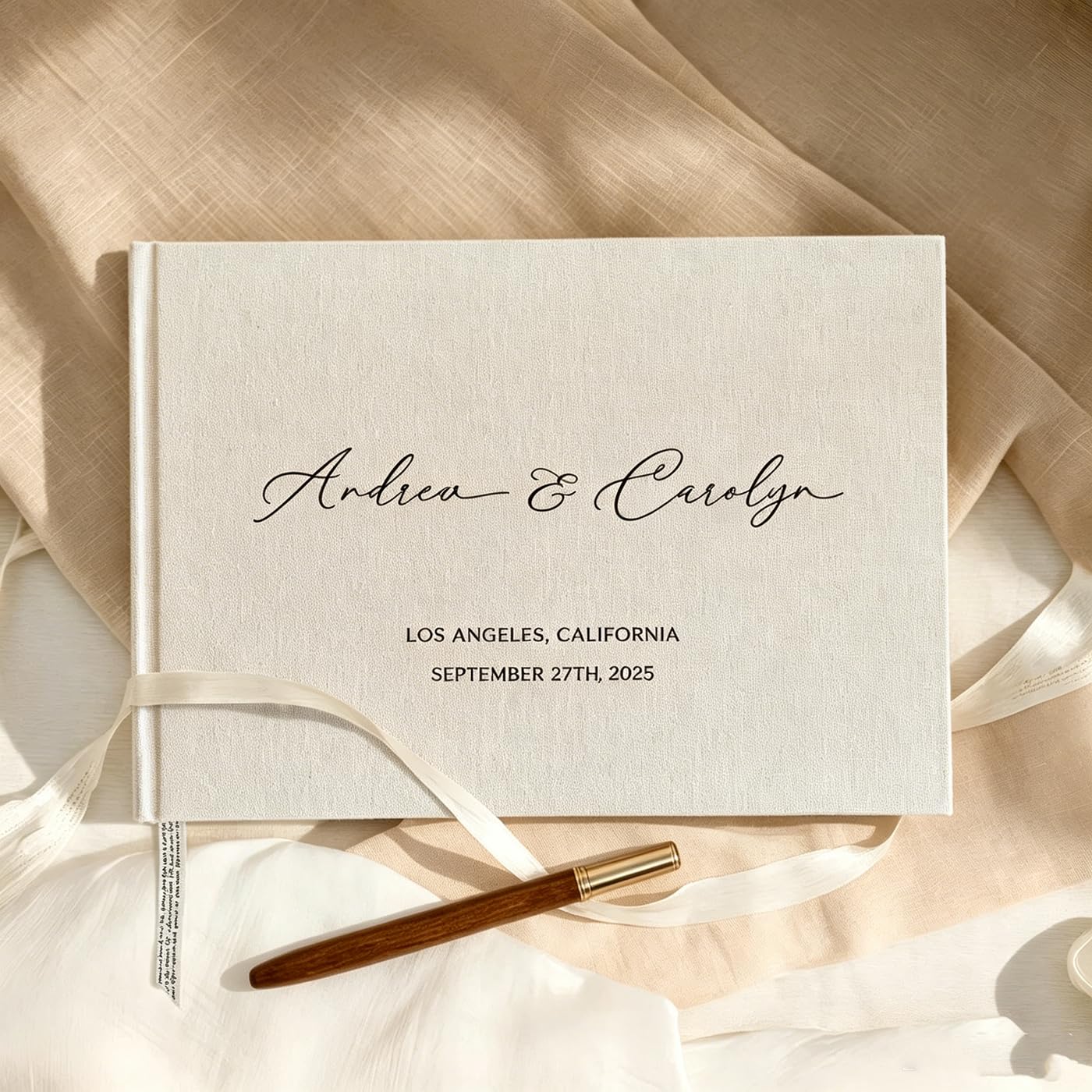 Livre d'or de mariage personnalisé : album lin beige aux pages épaisses
