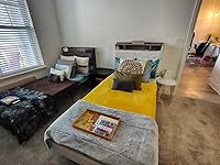 Review Image by Nan Nan