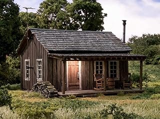 WOODLAND SCENICS Rustic Cabin O Scale