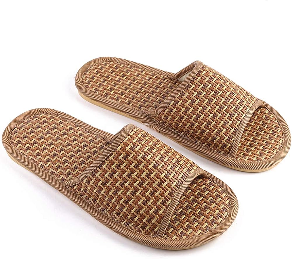 thuizen Mens Tatami Bamboo Slipper, Straw Sandals in Summer, Home Wooden Floor Grass Rattan Slipper for Travel, Hotel