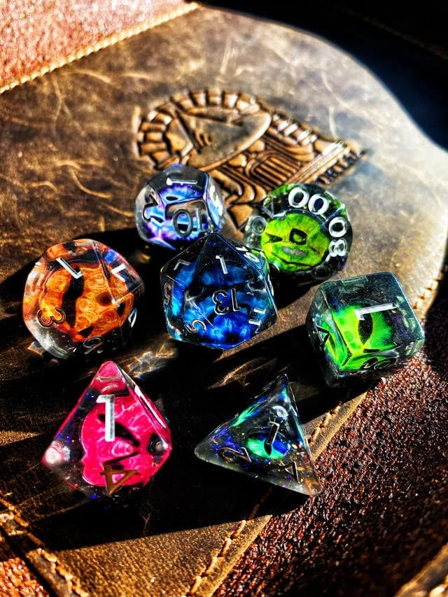 Miniatura 5 de Sage's Portal Animal Familiars - Juego de dados poliédricos de resina para Dungeons and Dragons RPG Pathfinder, mesa TTRPG (ojos de dragón arcoíris