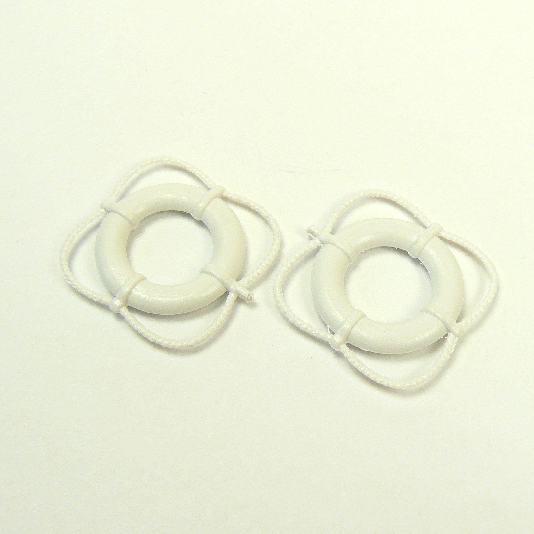 Aero-Naut Various White Lifebelts For Model Boats And Ships 17Mm Pack Of 10