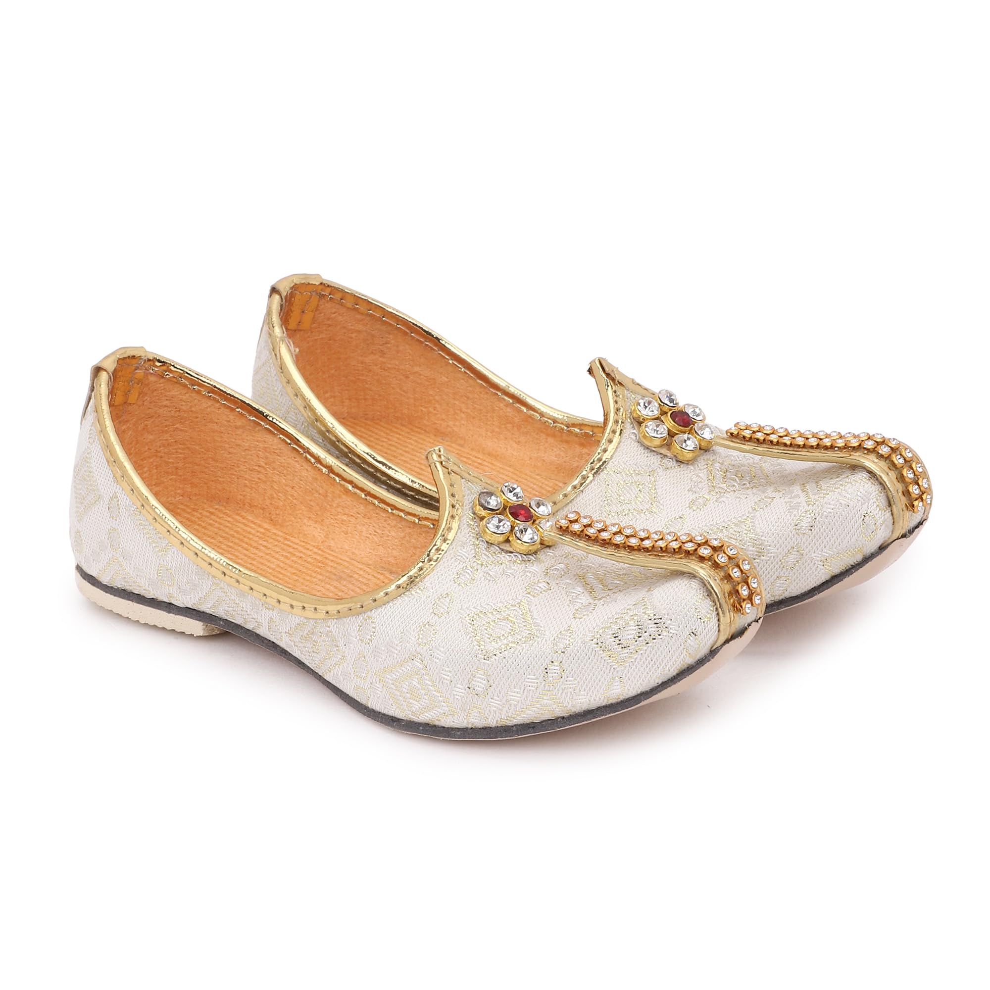 Boys Ethnic Jutti Mojari with Stone Embellishment Traditional Loafer for Kids