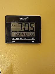 Amazon.com: Sharp Atomic Desktop Clock – Auto Set Digital Alarm Clock ...