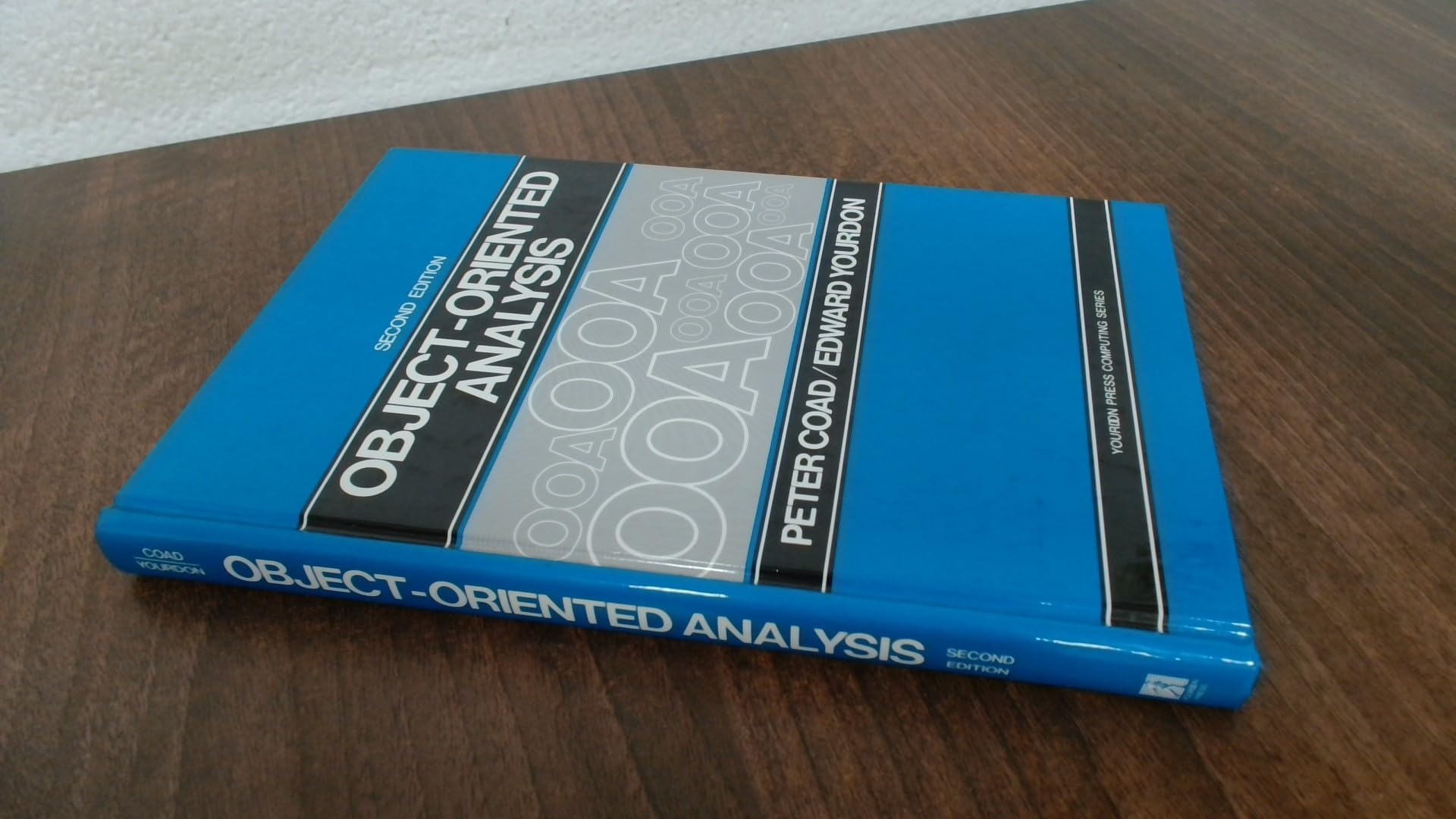 Object-Oriented Analysis (Yourdon Press Computing Series) cover