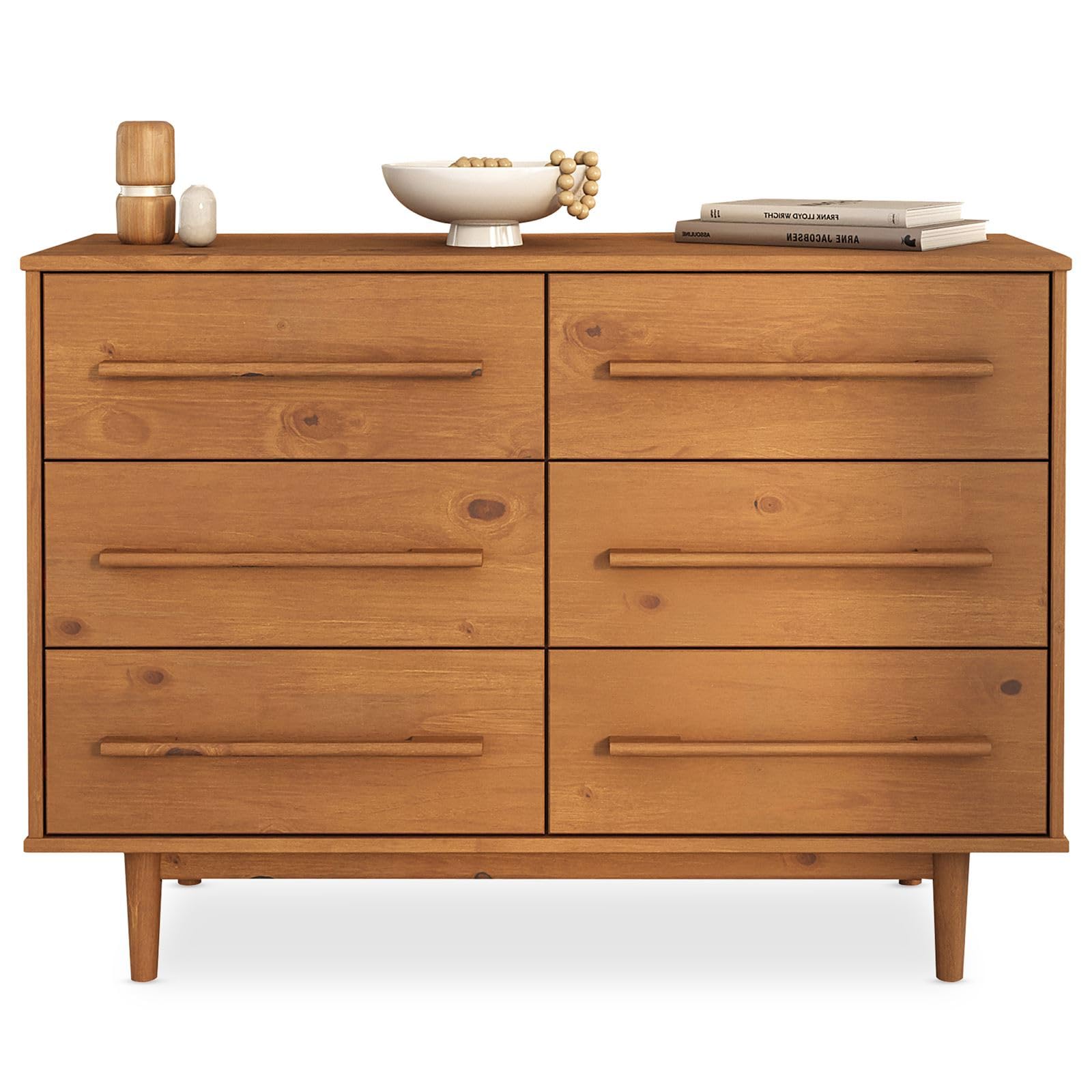 IDIMEX Commode TECCA L 111 cm avec 6 Tiroirs en Bois Massif Coloris Chêne, Meuble de Rangement pour Vêtements Design Scandinave Naturel, Tiroirs Spacieux, Poignées Noires Style Moderne Robuste
