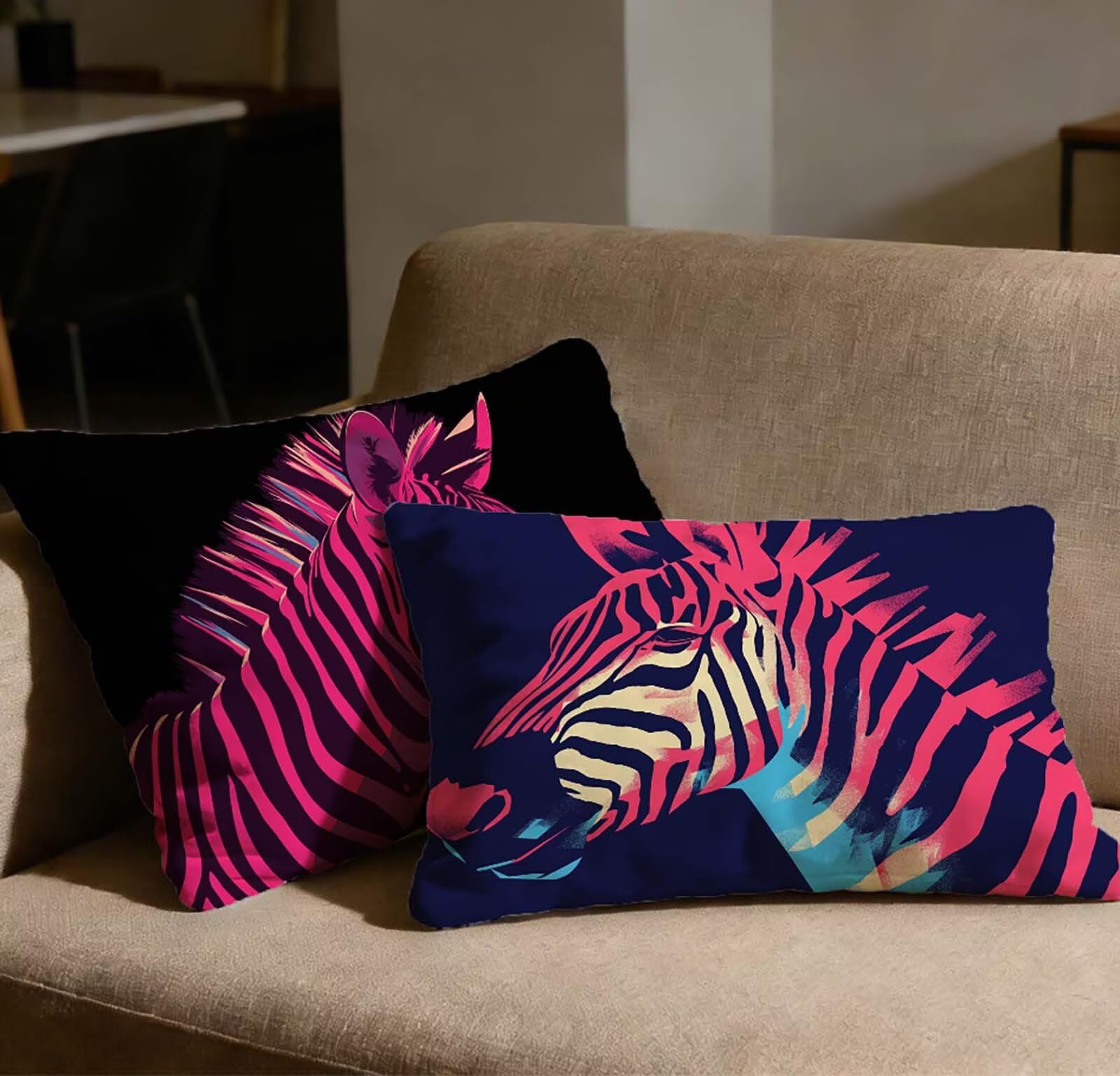 Housse de coussin rose 40x60 en velours zèbre pour transformer le style de votre canapé
