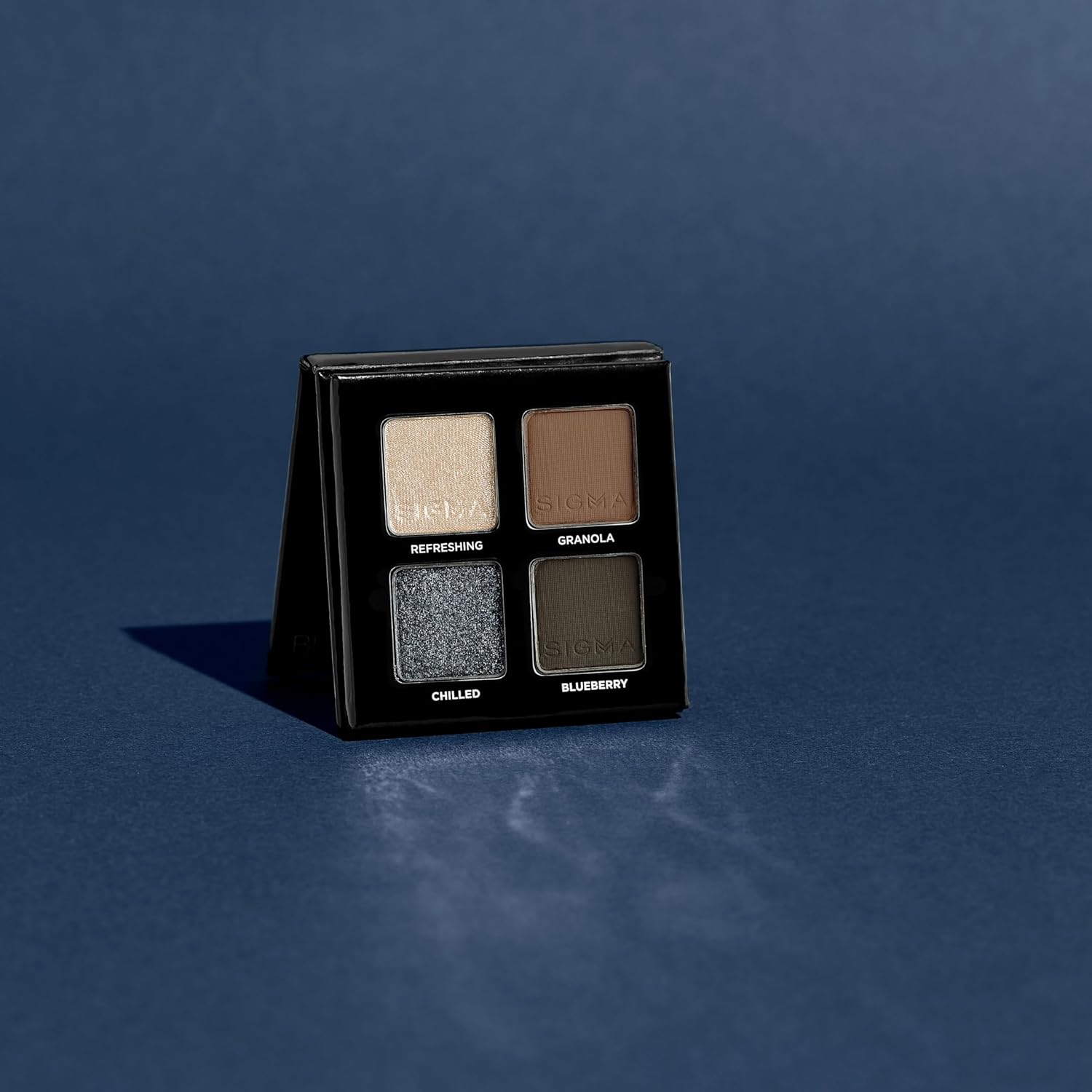 Sigma Beauty Quad Eyeshadow Palette – Makeup Eyeshadow Quad with a Buttery Soft Formula and Buildable, Blendable Shades for a Flawless Eye Look, Designed for All Day Wear (Blueberry Parfait) - Image 7