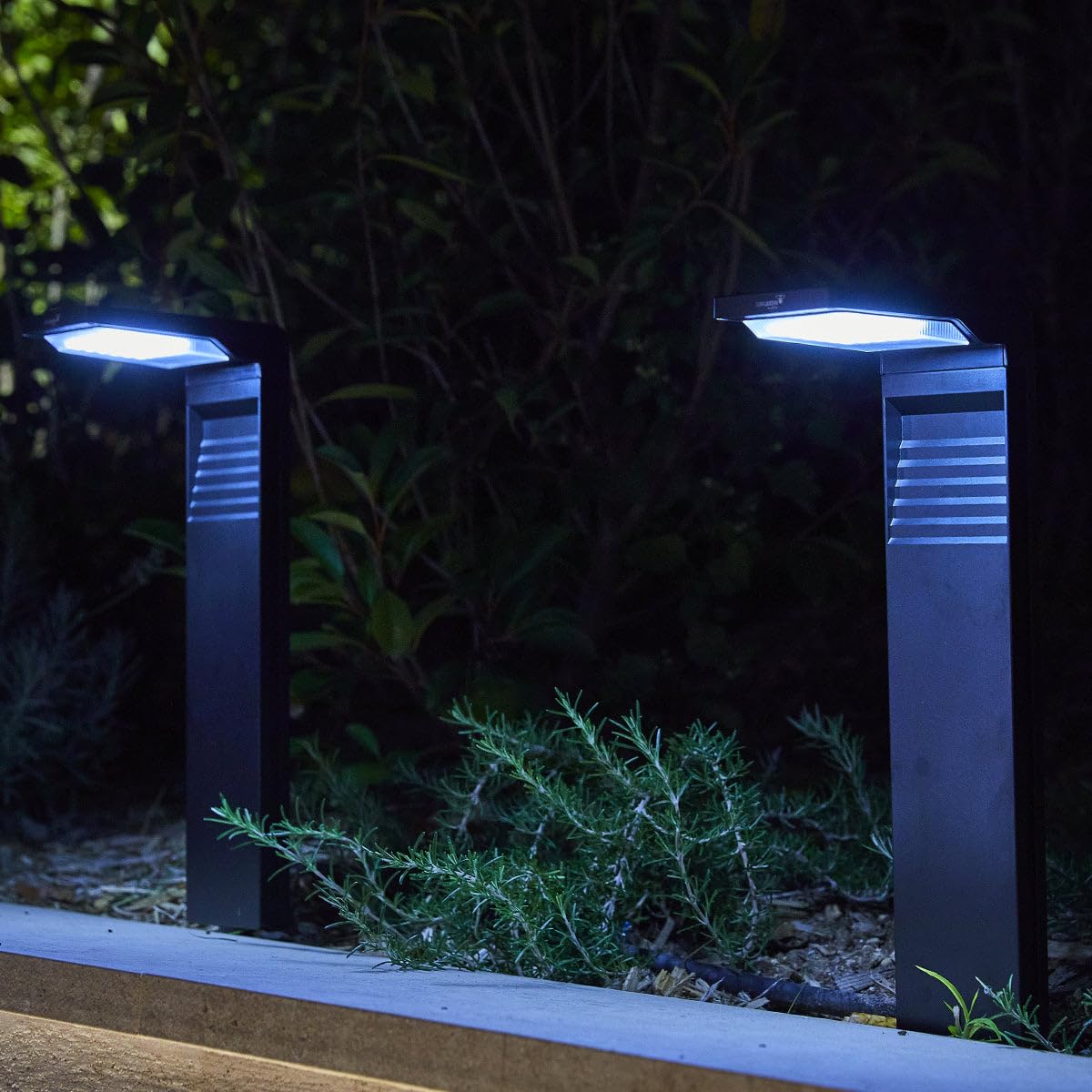 Lumi Jardin Set aus 2 Solar-Beacons 150LM 2x OSTRY
