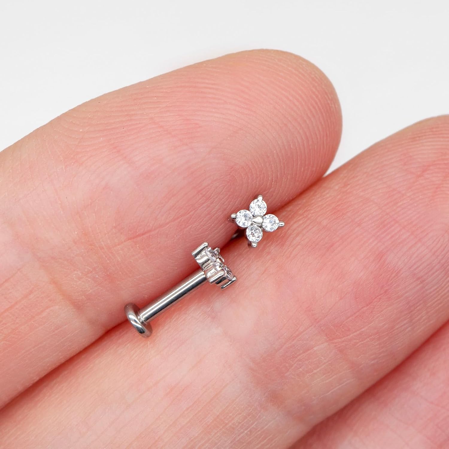14K Yellow/White/Rose Gold Cartilage Earring Top Push in 1 Pcs Threadless Flower Flat Back Stud Nose Stud Lip Ring 16G Helix Tragus Piercing Jewelry for Women 6mm 8mm