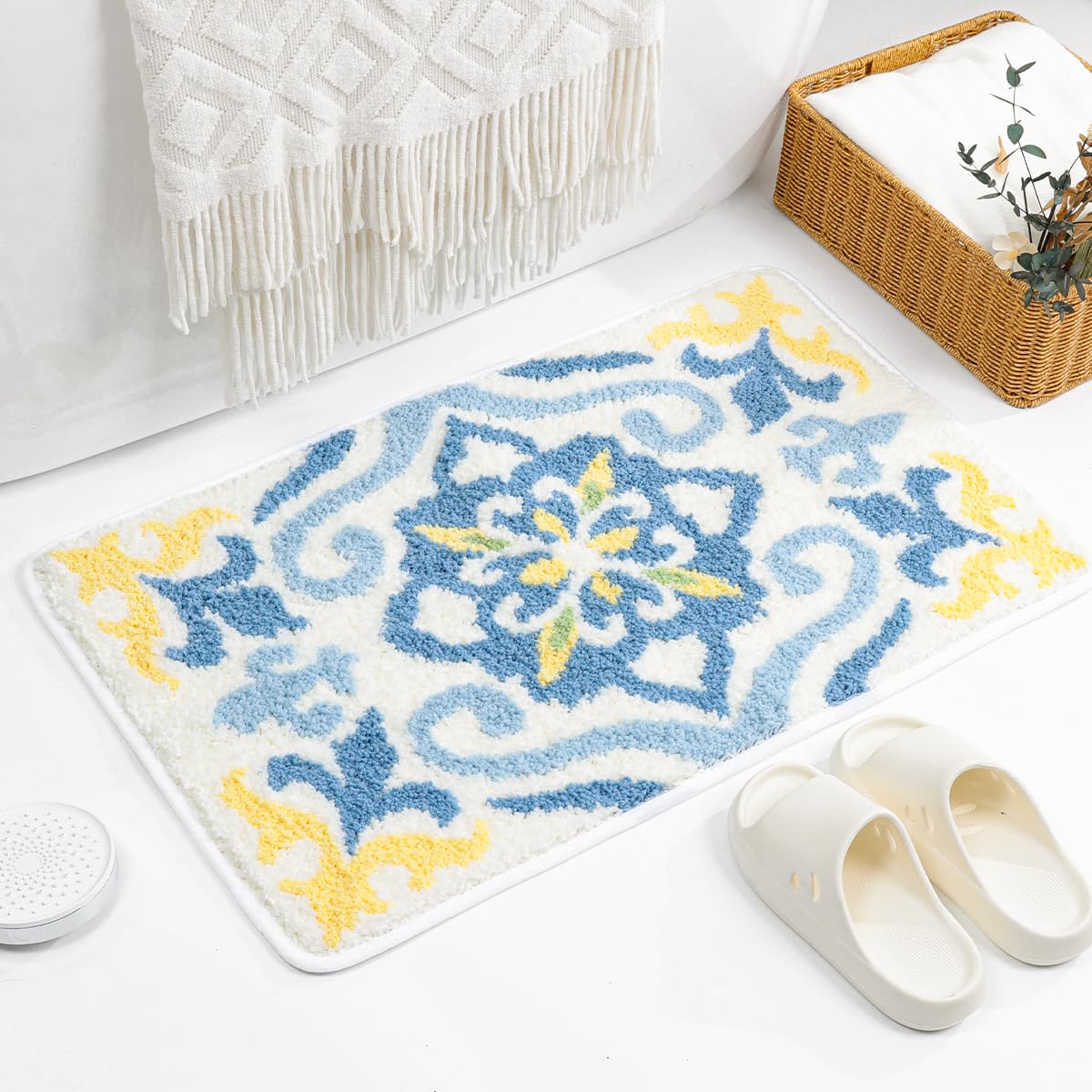 Tapis de bain anti-glisse fini les sols humides grâce au séchage rapide