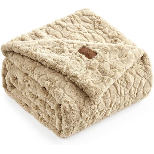 Cozy Bliss Faux Fur Throw Blanket for Couch, Fuzzy Soft Plush Thick Warm Fluffy Reversible Wave Textured Blanket for Sofa Bedroom Living Room, 55 * 70 Inches Khaki