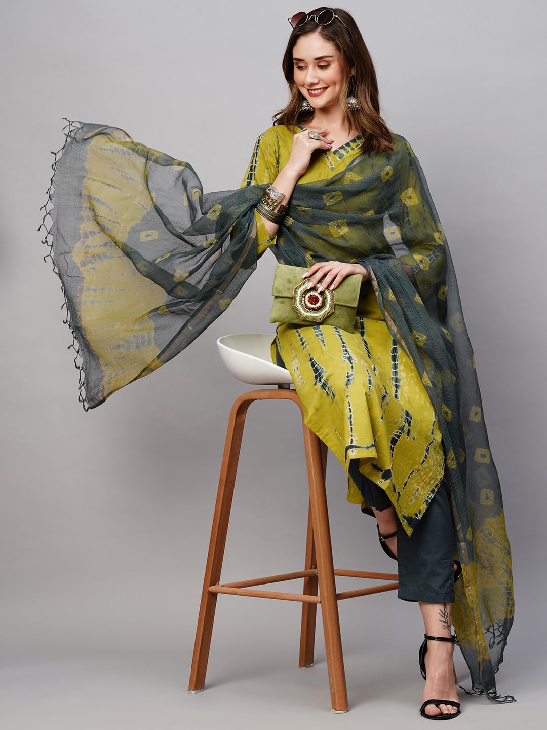 GoSriKi Women's Cotton Blend Straight Printed Kurta with Pant & Dupatta (Bhumi Green-GS_M_Green_Medium) 4