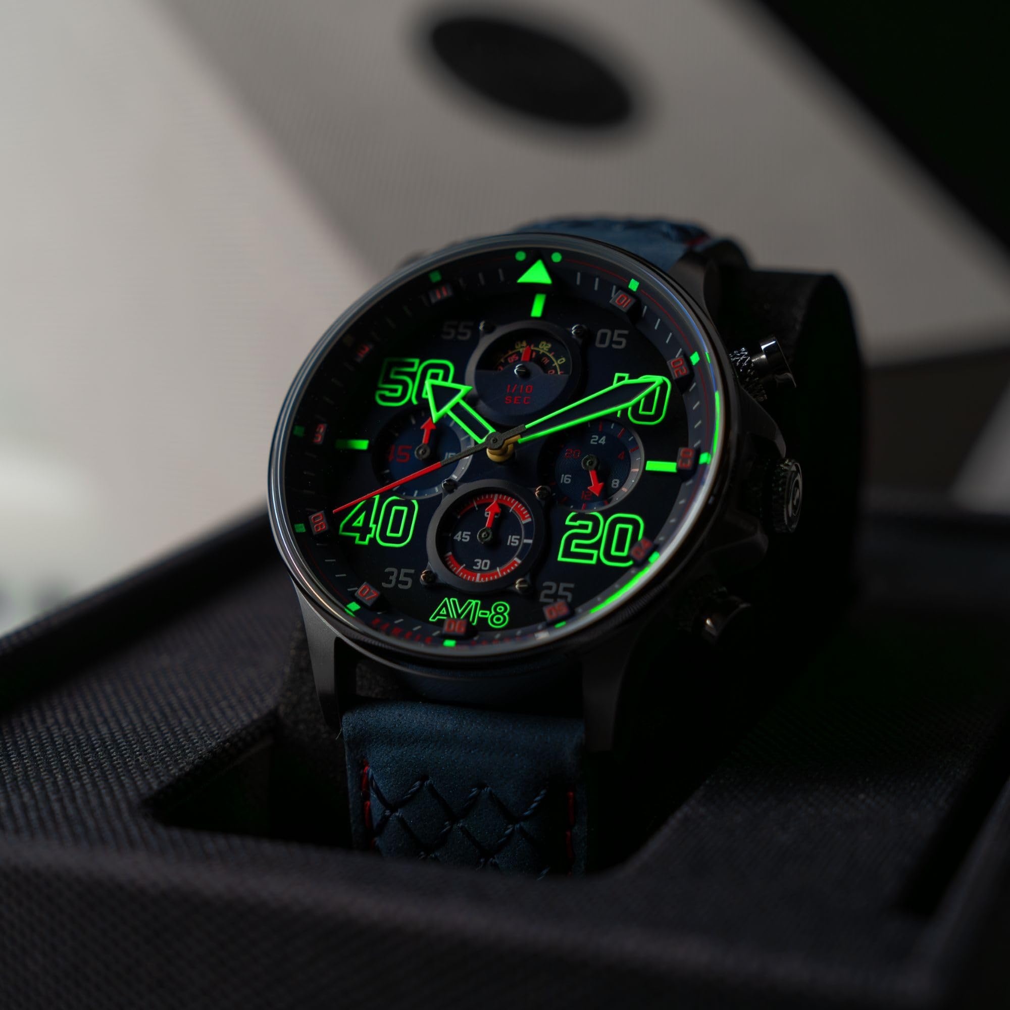 AVI-8 Orologio cronografo Hawker Typhoon Coningham da uomo 42 mm D-Day 80 edizione limitata con cinturino in pelle AV-4093