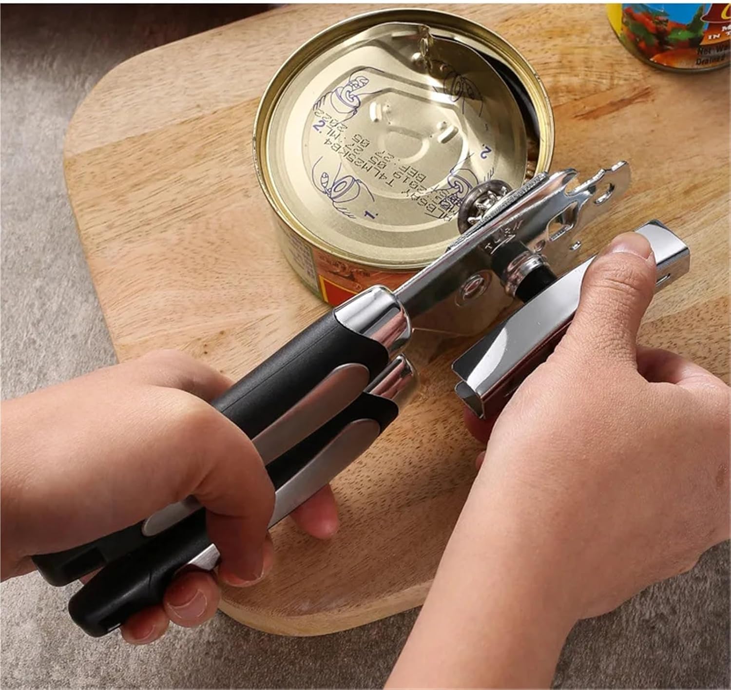 Manual Stainless Steel Can and Bottle Opener, Two-in-One Kitchen Tool for Canned Goods and Beverages, Side-Cut Lid Remover with Cap Lifter