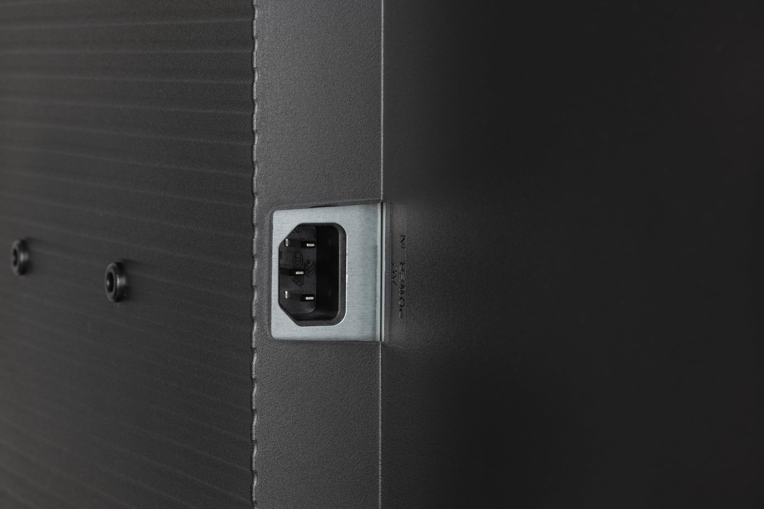 Iiyama Ecran 31,5 Noir 3ms Dalle IPS 2560x1440 100Hz 250 CD/m² 2xHDMI 1xDisplayPort 3xUSB HUB (3.2) HPs VESA 100x100 X3270QSU-B1