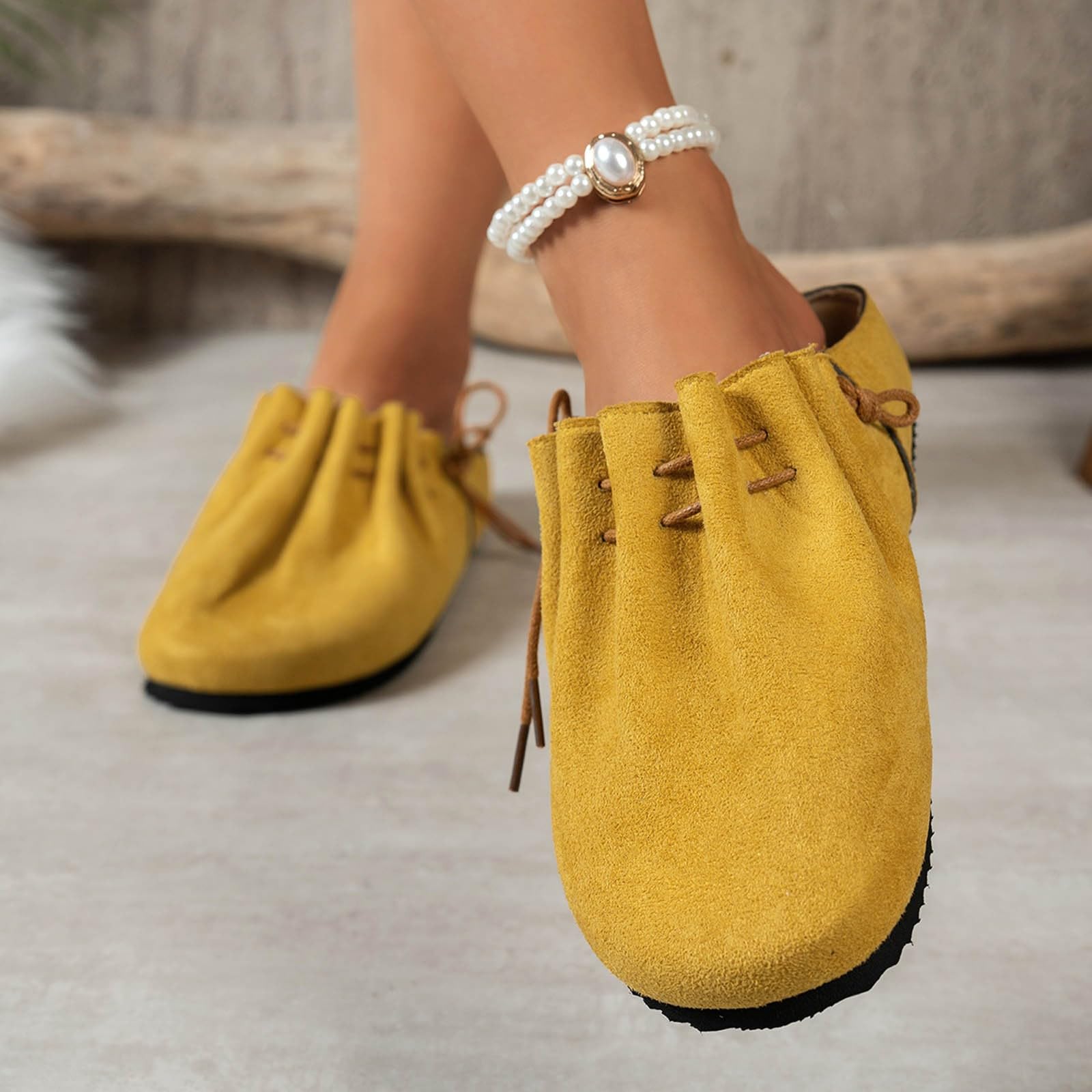 Pantuflas cómodas de Terciopelo Plisado con Suela Gruesa – Calzado Informal de Interior fácil de Poner, Forrado y de Ajuste Relajado para Uso doméstico.