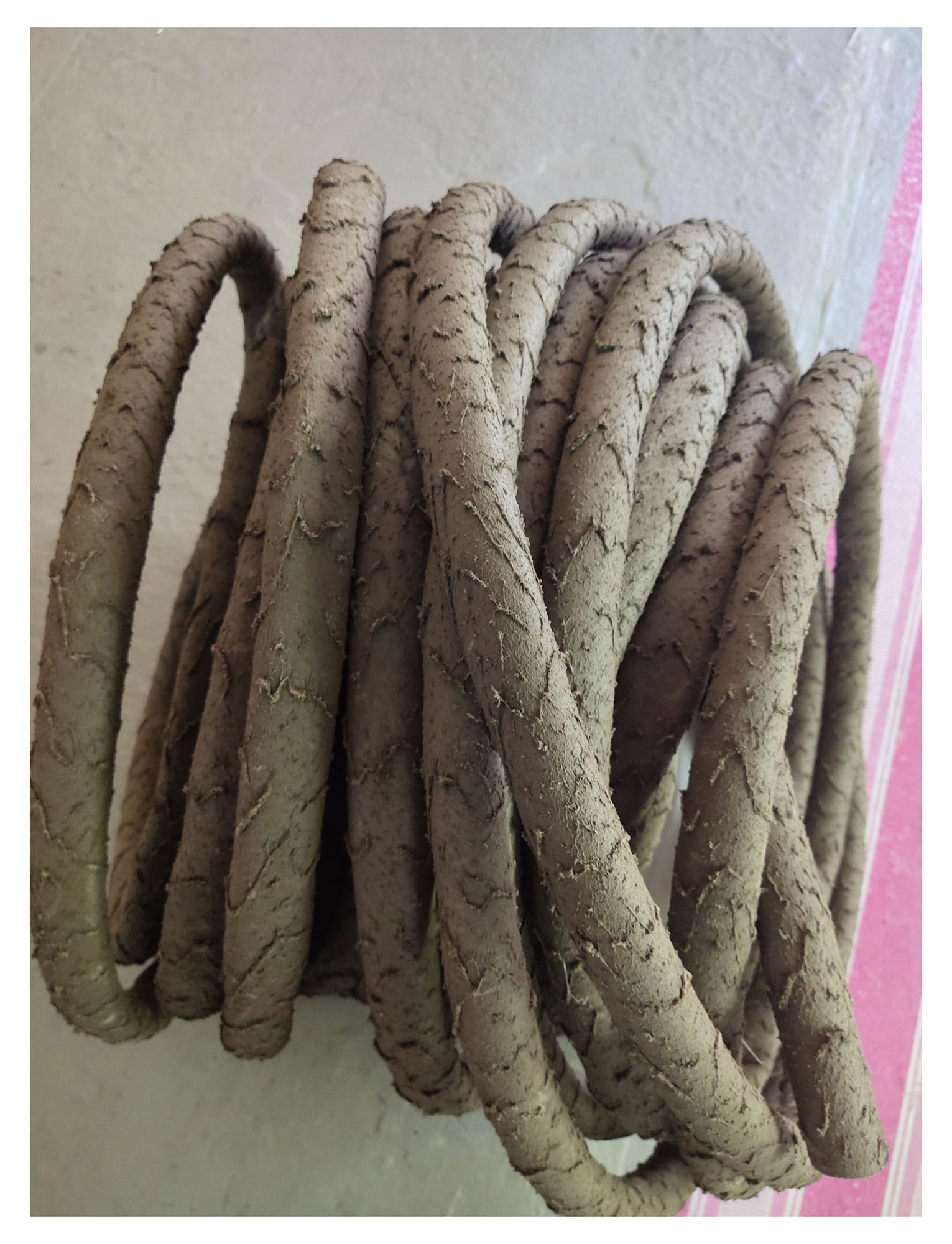 Copricavo effetto corteccia, guaina cava flessibile a liana | Guaina flessibile effetto rattan per cavi esterni, giardino e fai da te(40mm/1.57in,40m)