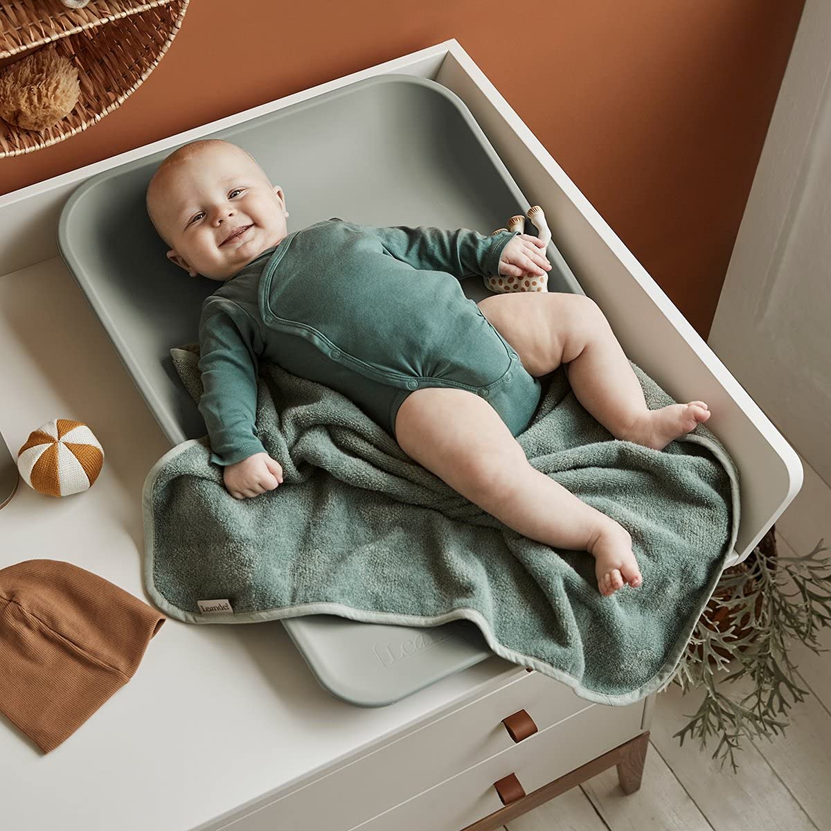 Leander Matty - Cuscino avvolgente + topper, colore verde sage